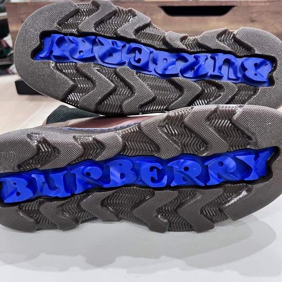 Burberry Creeper Chunky Sole Leather Chelsea Slip On Boots - Picture 7 of 8